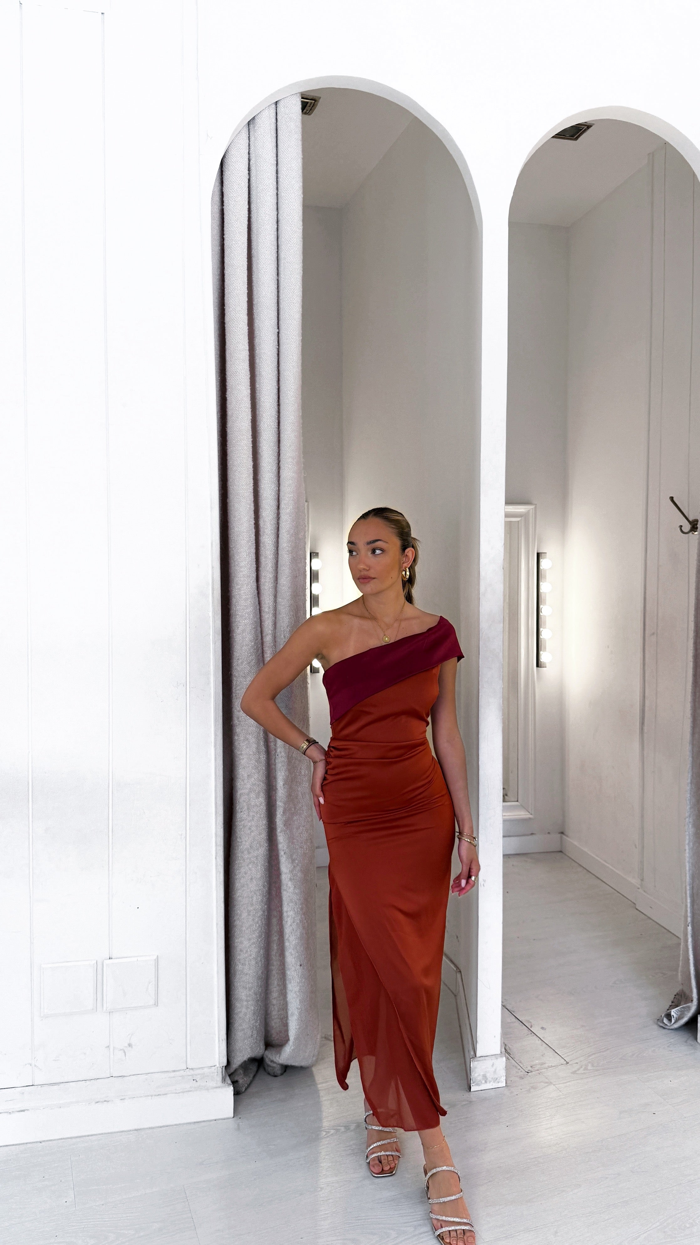 Bicolor dress