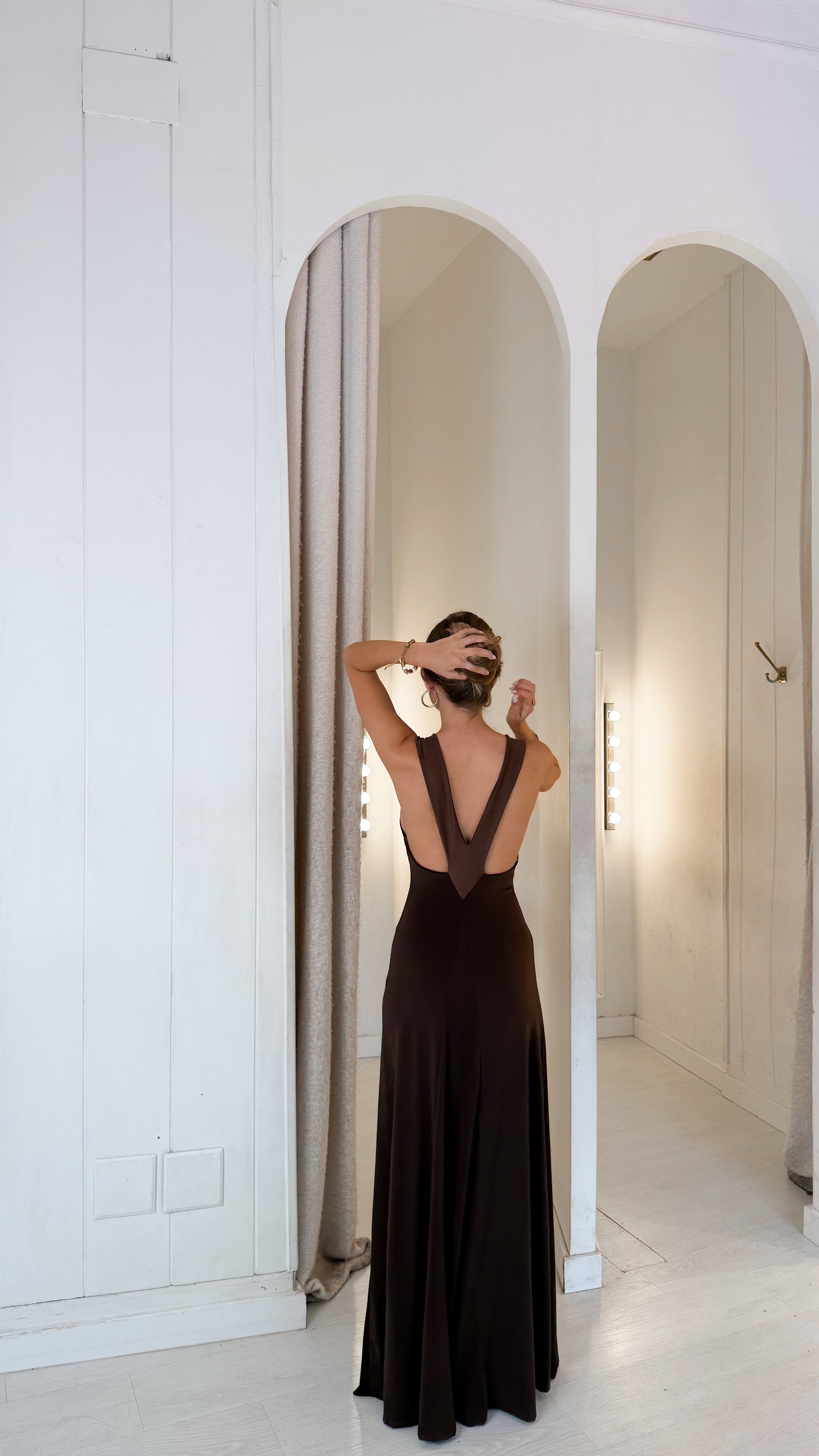 V dress - marrón