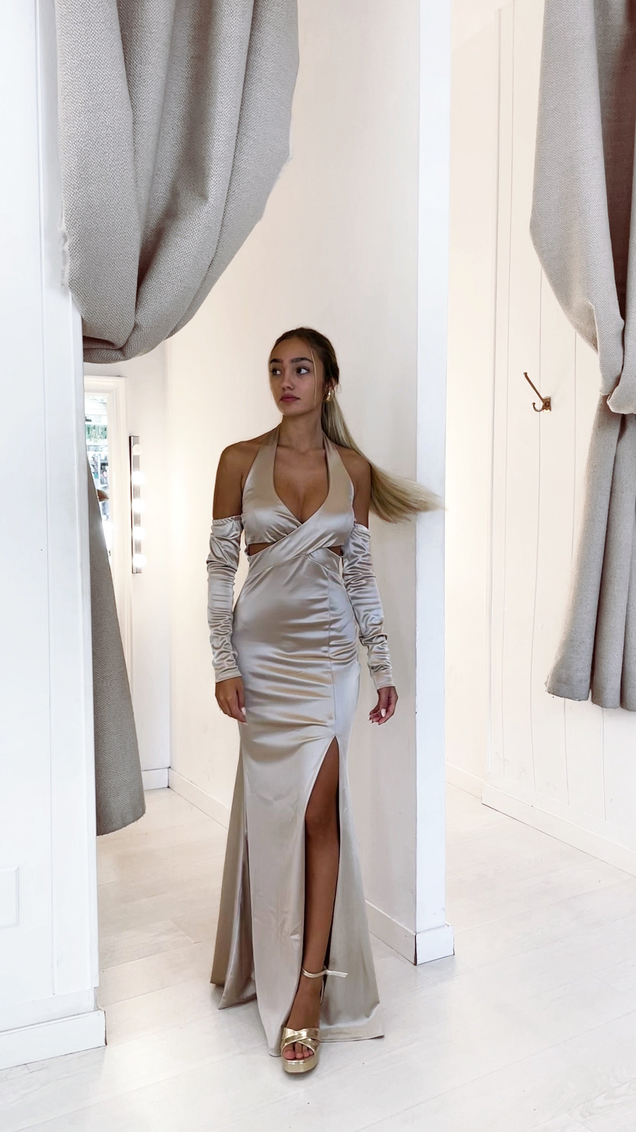Odette dress (champán)
