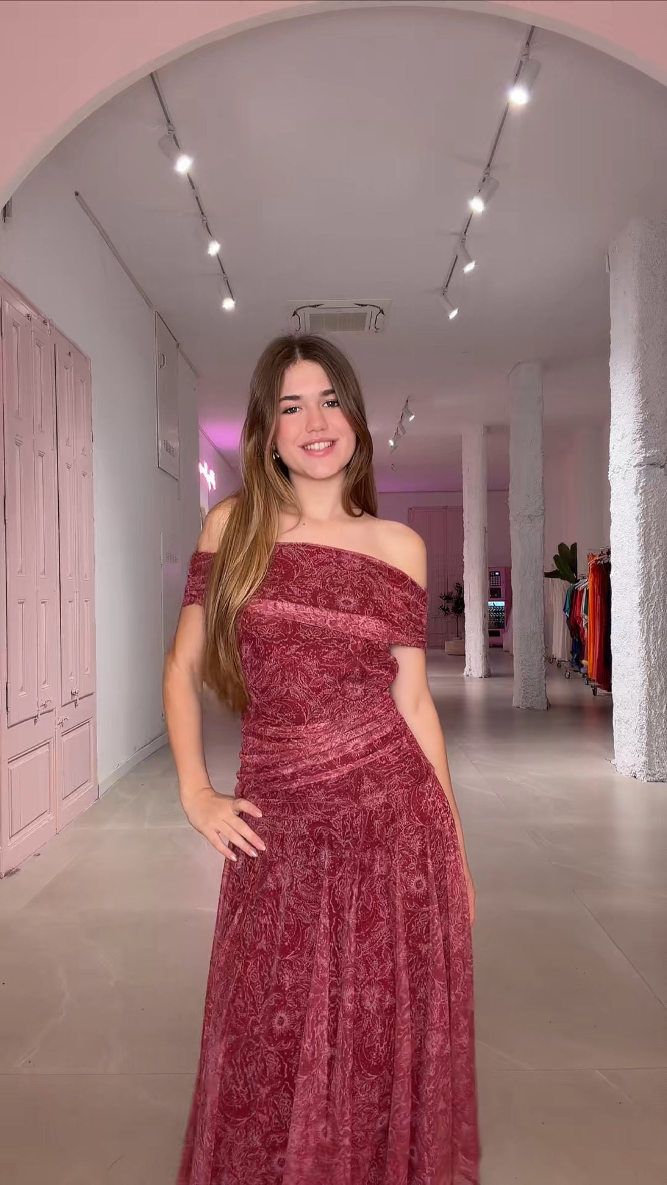 Vestido midi estampado vuelo