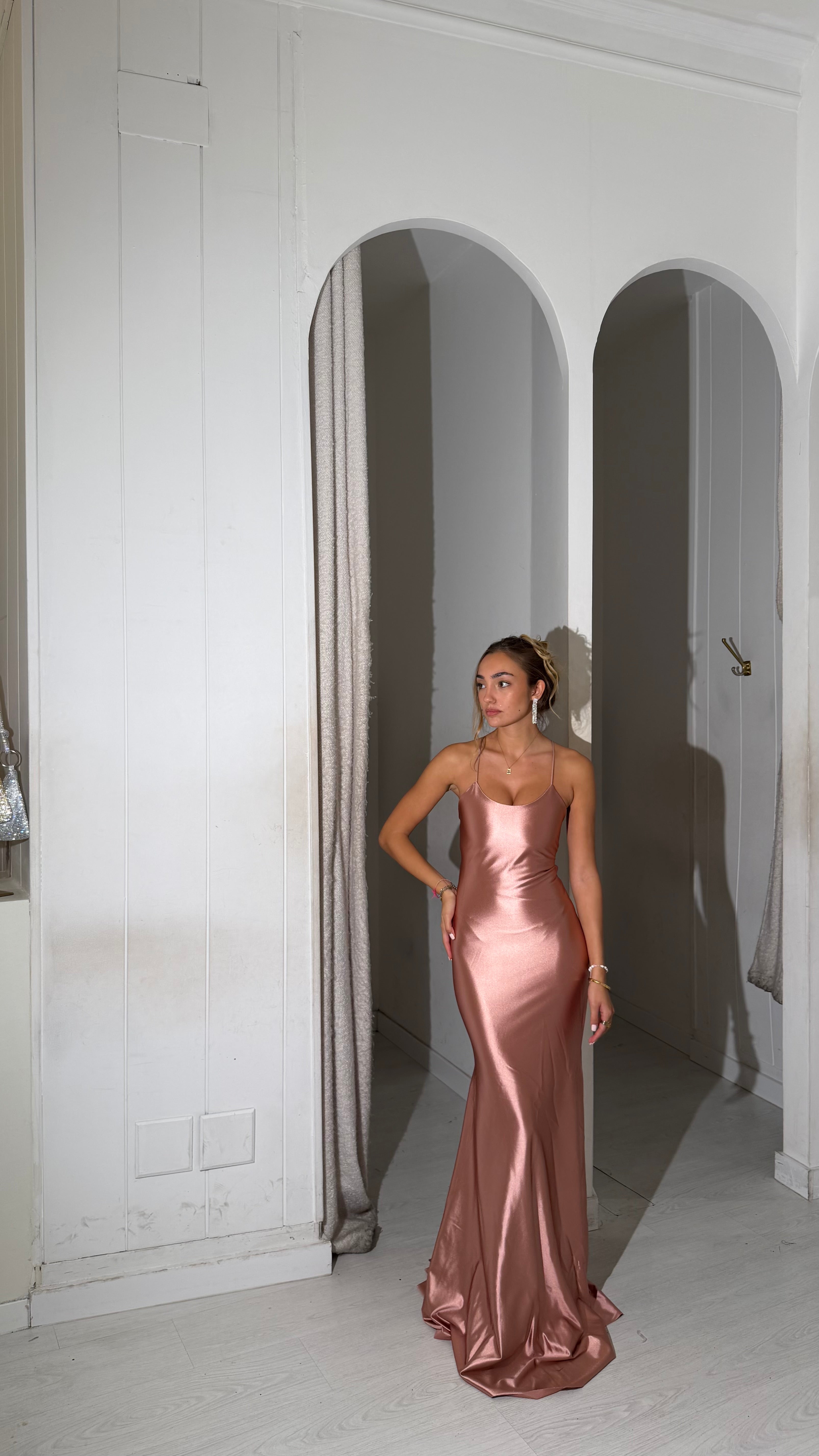 Gossip dress - perla rosa