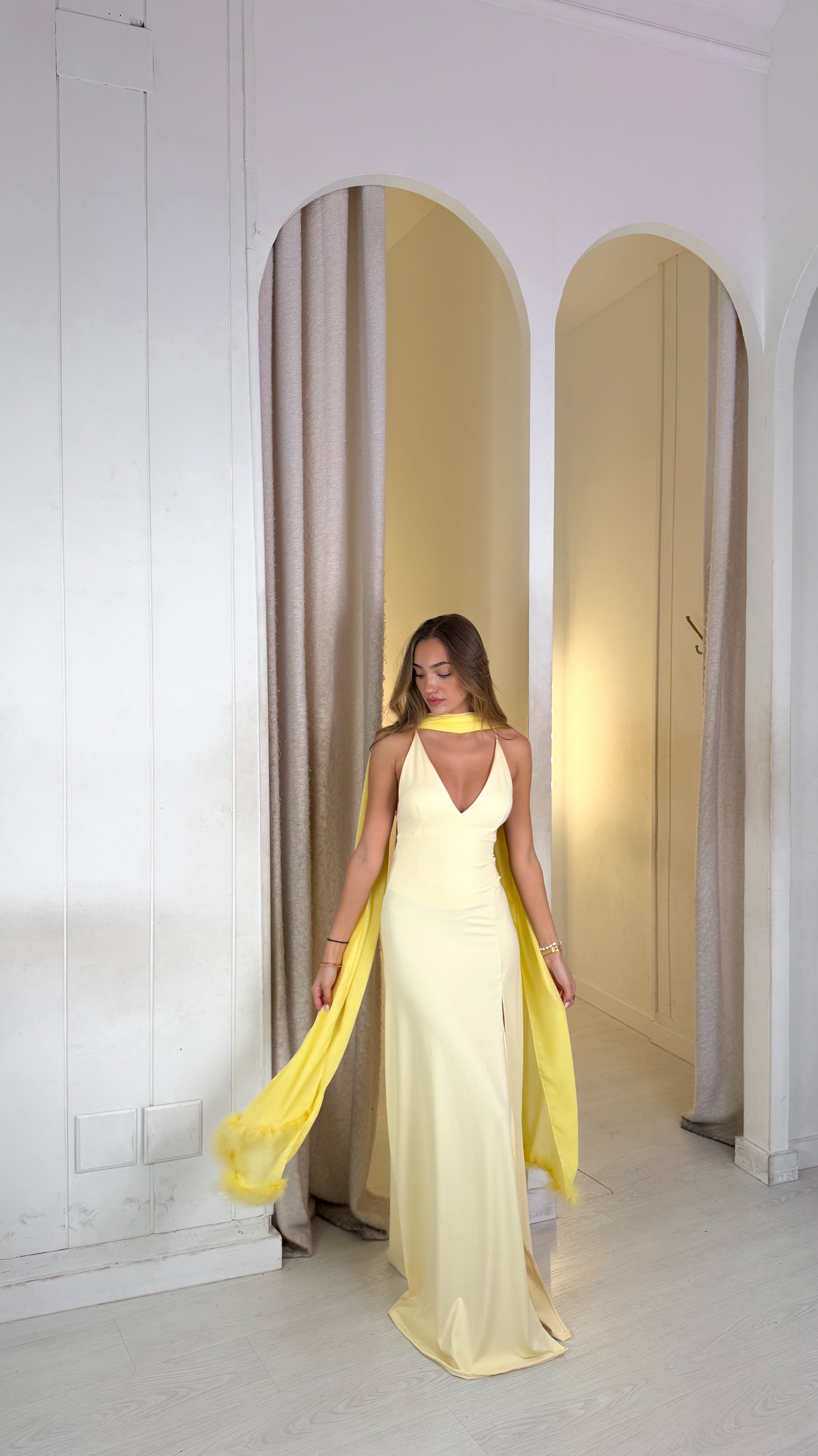 Capa gasa plumas - amarillo