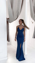 Load image into Gallery viewer, Euphoria dress (petróleo)