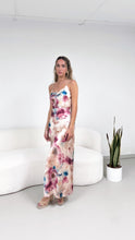 Load image into Gallery viewer, Four seasons dress - beige