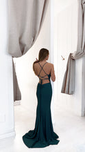 Load image into Gallery viewer, Femme dress