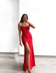 Heart dress (red)